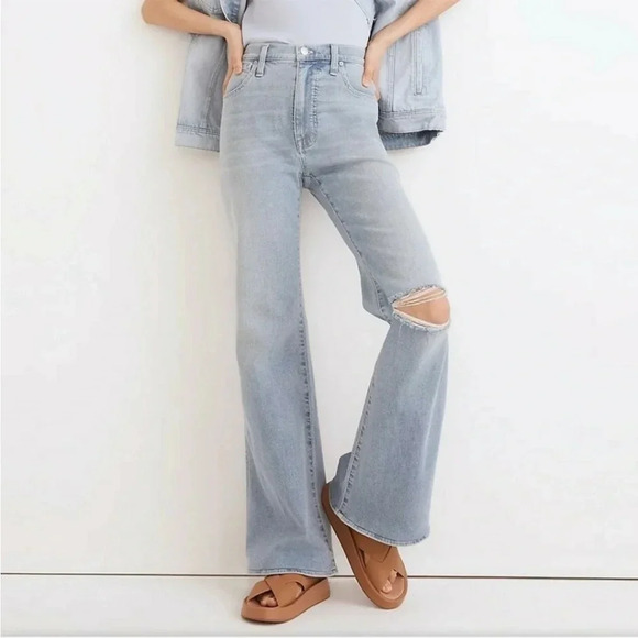 Madewell Denim - Madewell 11" High-Rise Flare Jeans Size 24